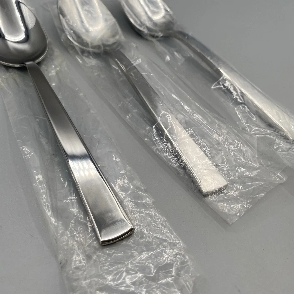 Mikasa PINCH Oval Soup Spoons 3pcs Glossy‎ Forged Stainless Place Table 7.75